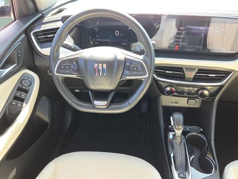 Used 2024 Buick Encore GX Sport Touring image 11