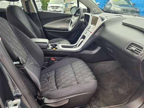 Used 2012 Chevrolet Volt FWD image 22