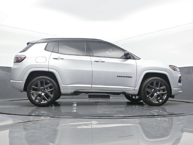 New 2025 Jeep Compass Limited w/ Driver Assist Group I AWD/4WD image 52