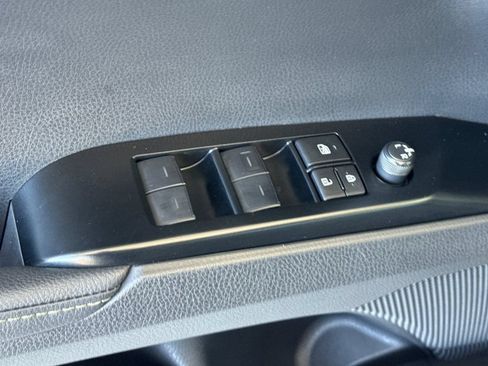 Used 2025 Toyota Camry XLE FWD image 15