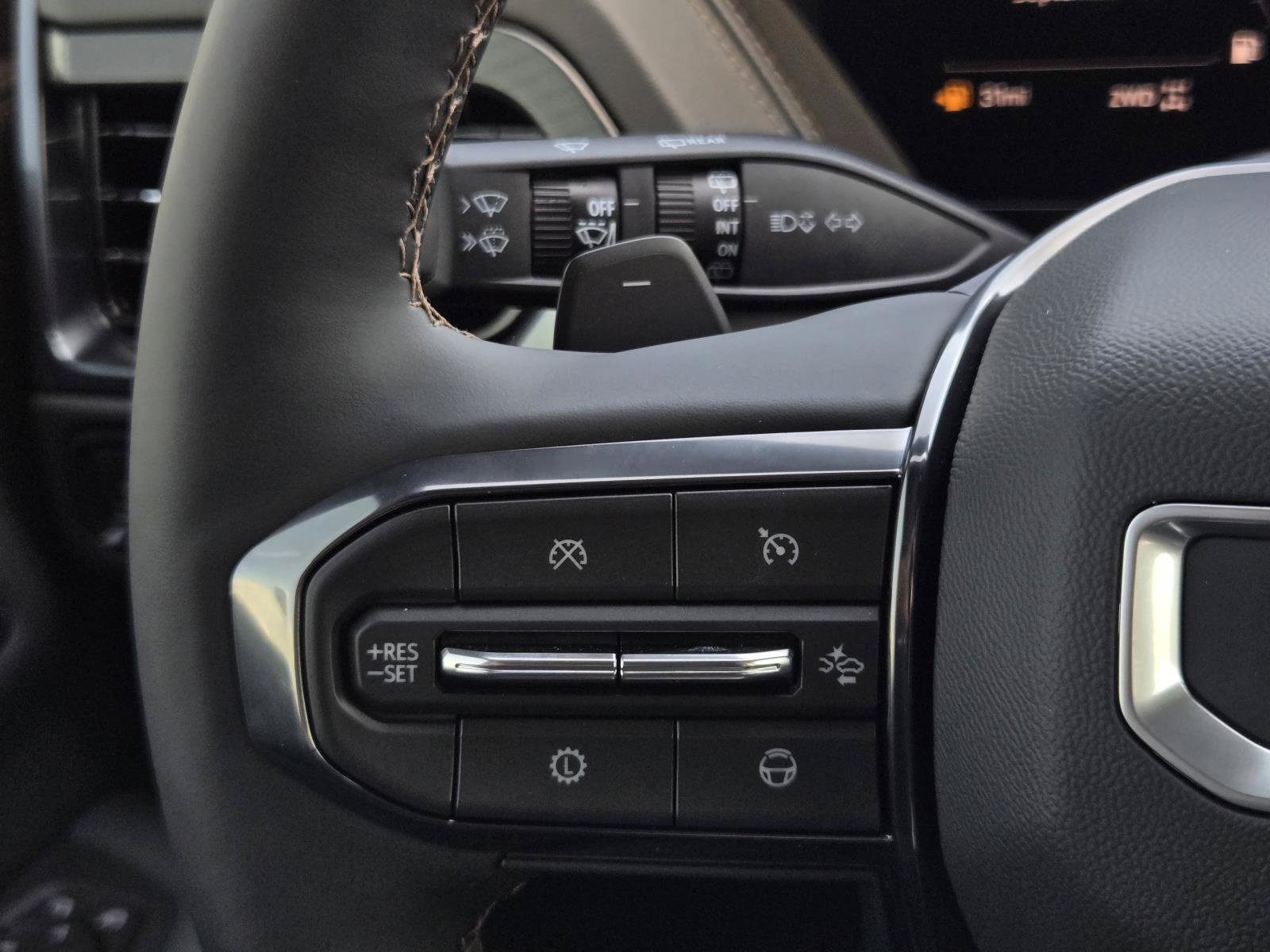 New 2026 GMC Yukon AT4 AWD/4WD image 12