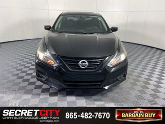 Used 2018 Nissan Altima 2.5 SR w/ SR Midnight Edition video 2