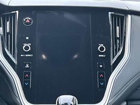 Used 2024 Subaru Outback Premium image 35