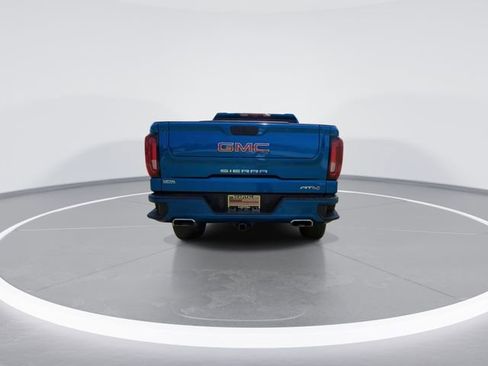 Used 2022 GMC Sierra 1500 AT4 w/ AT4 Premium Package AWD/4WD image 7
