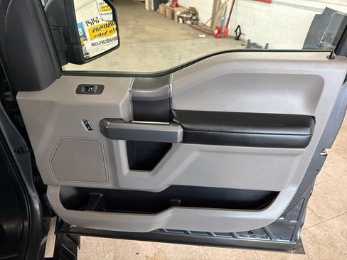 Used 2019 Ford F150 XLT w/ Equipment Group 302A Luxury image 58