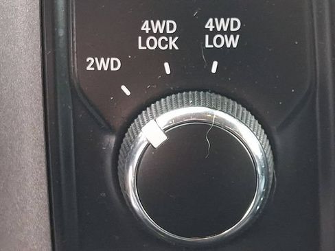 Used 2014 RAM 1500 Tradesman w/ Popular Equipment Group AWD/4WD image 23