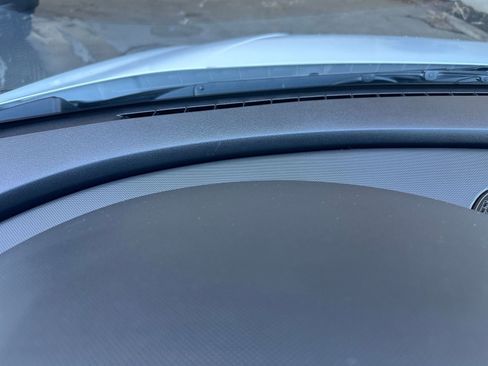 Used 2025 Hyundai Elantra Limited image 36