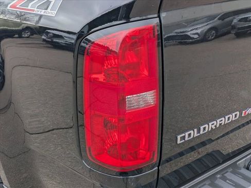Used 2019 Chevrolet Colorado Z71 image 7