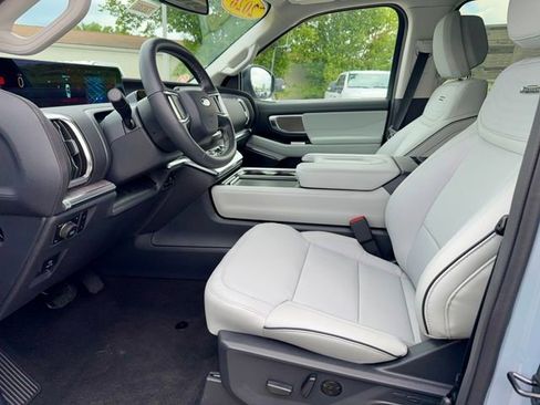 New 2026 Ford Expedition Max Platinum AWD/4WD image 13