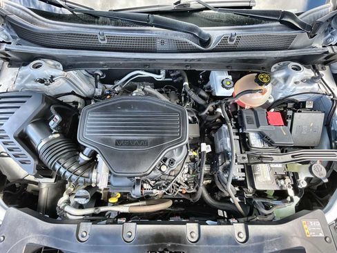 Used 2022 Chevrolet Blazer RS w/ Driver Confidence II Package FWD image 17