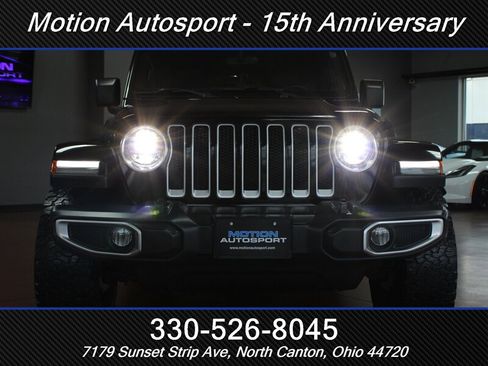 Used 2018 Jeep Wrangler Unlimited Sahara w/ Uconnect 4C Nav & Sound Group AWD/4WD image 47