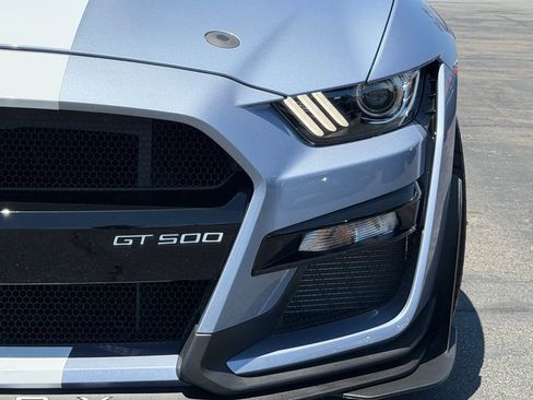 Used 2022 Ford Mustang Shelby GT500 w/ Technology Package RWD image 13