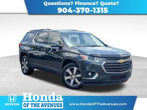 Used 2021 Chevrolet Traverse LT w/ LT Premium Package FWD image 1