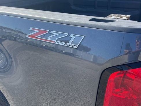 Used 2017 Chevrolet Colorado Z71 image 10