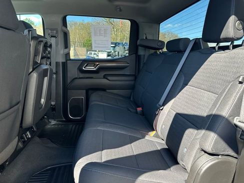 Certified 2024 Chevrolet Silverado 1500 LT AWD/4WD image 19