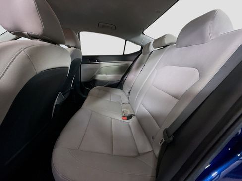 Used 2018 Hyundai Elantra SEL image 24