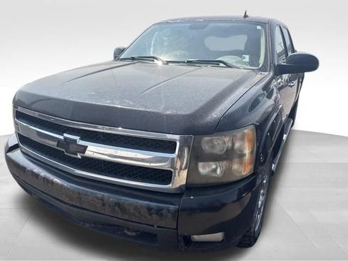 Used 2008 Chevrolet Silverado 1500 LTZ AWD/4WD image 9