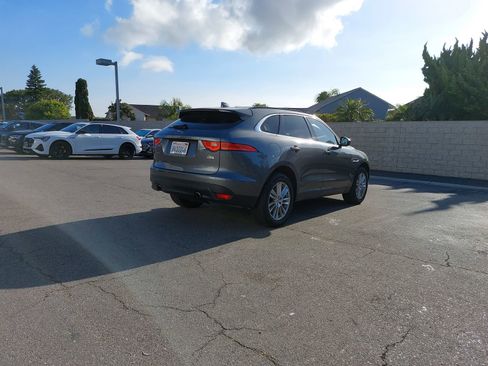 Used 2018 Jaguar F-PACE Prestige AWD/4WD image 3