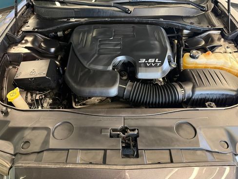 Used 2014 Dodge Charger SE RWD image 22