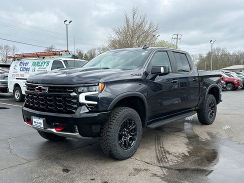 Certified 2023 Chevrolet Silverado 1500 ZR2 w/ Technology Package AWD/4WD image 5