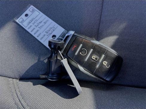 Used 2021 RAM 1500 Big Horn image 33