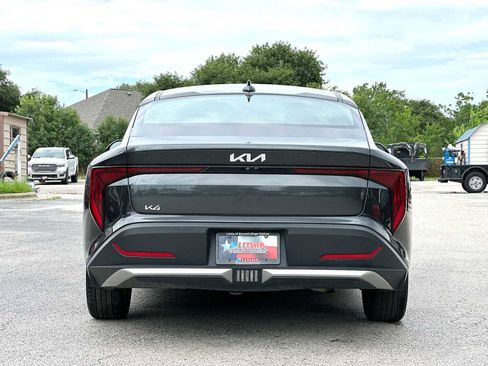 Used 2025 Kia K4 FWD image 14