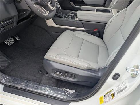 New 2026 Toyota Tundra Limited AWD/4WD image 4