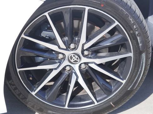 Used 2023 Toyota Camry SE FWD image 12