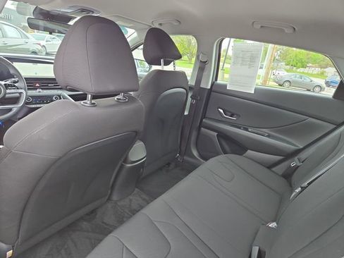 Certified 2023 Hyundai Elantra SEL w/ Convenience Package FWD image 28