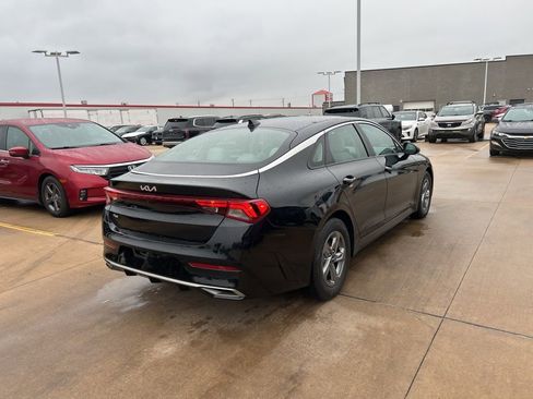 Used 2022 Kia K5 LXS FWD image 3