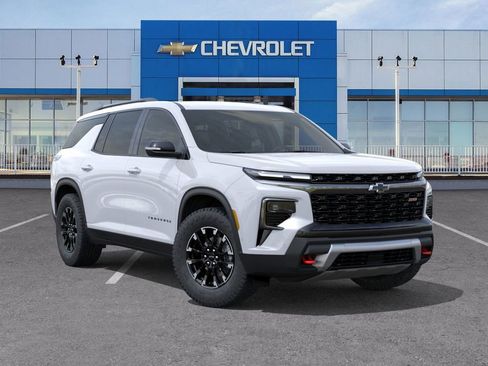 New 2026 Chevrolet Traverse Z71 w/ Enhanced Driving Package image 7