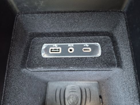 Used 2022 Alfa Romeo Stelvio Sprint RWD image 42