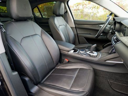 Used 2021 Alfa Romeo Stelvio Sprint w/ Sun & Sound Package image 35