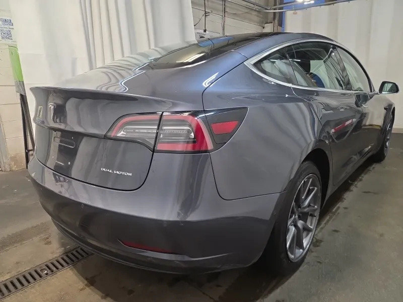 Used 2018 Tesla Model 3 Long Range AWD/4WD image 4