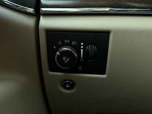 Used 2015 Jeep Grand Cherokee Limited w/ Trailer Tow Group IV image 21