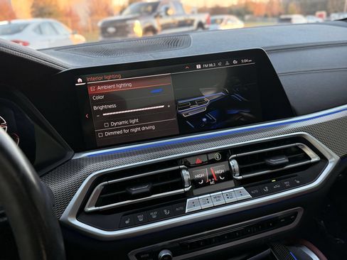 Used 2022 BMW X6 xDrive40i w/ M Sport Package AWD/4WD image 45
