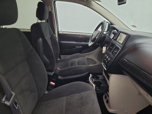 Used 2017 Dodge Grand Caravan SE w/ Power Window Group FWD image 21
