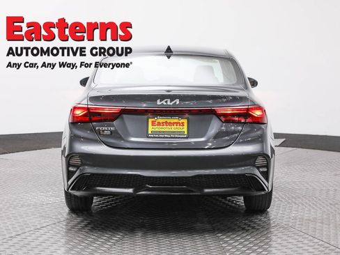 Used 2023 Kia Forte LXS image 6