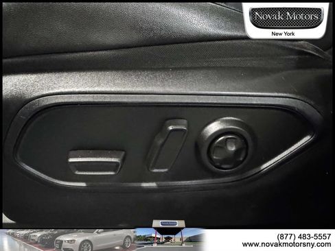 Used 2023 Jeep Grand Cherokee L Limited w/ Luxury Tech Group II AWD/4WD image 21