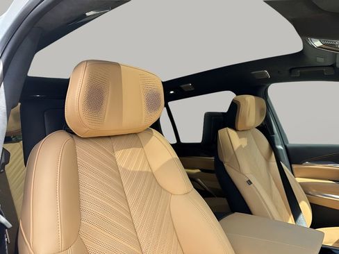 New 2025 Cadillac Escalade IQ Luxury 2 image 21