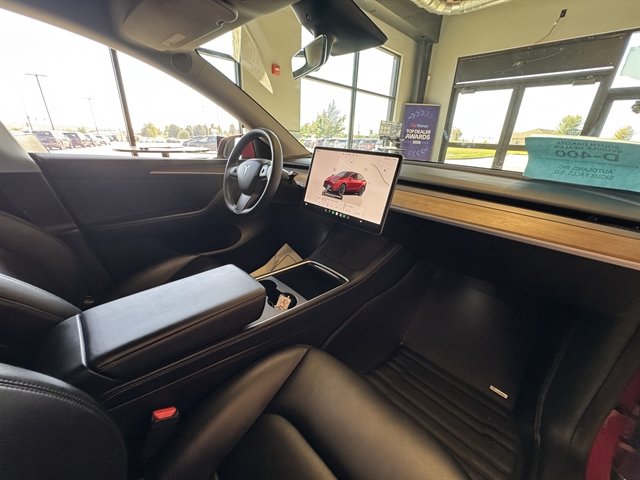 Used 2023 Tesla Model Y Long Range AWD/4WD image 11