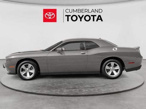 Used 2022 Dodge Challenger SXT w/ Blacktop Package AWD/4WD image 3