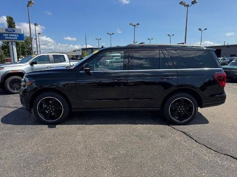 Certified 2023 Ford Expedition Limited AWD/4WD image 3