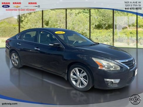 Used 2014 Nissan Altima 2.5 SL w/ Technology Package FWD image 3