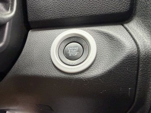 Used 2018 RAM 2500 Limited image 48