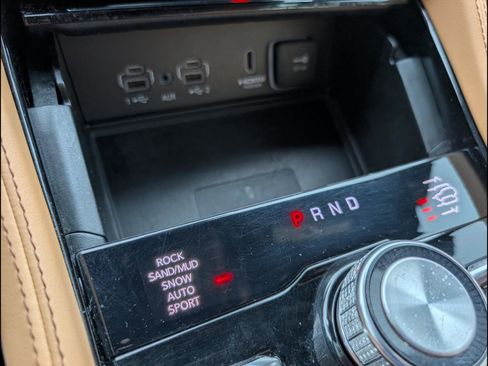 Used 2023 Jeep Grand Cherokee L Summit image 14