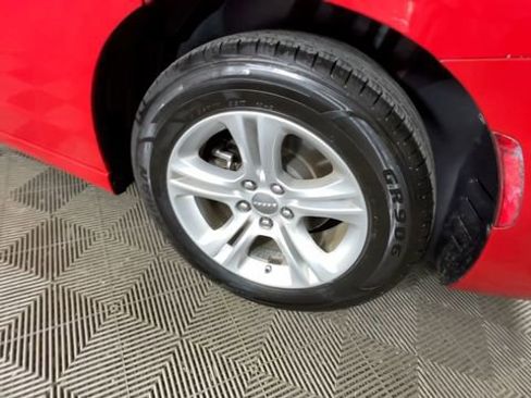 Used 2022 Dodge Charger SXT RWD image 14