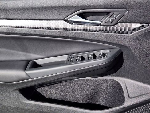 New 2026 Volkswagen GTI SE FWD image 13