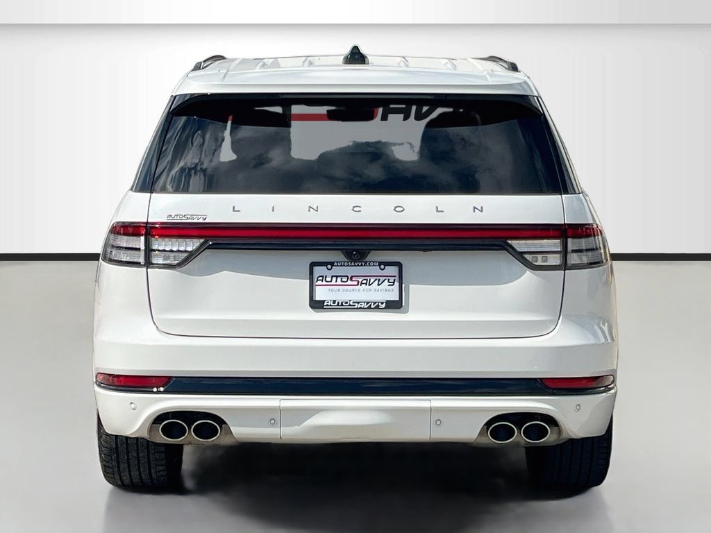 Used 2025 Lincoln Aviator Reserve w/ Equipment Group 201A AWD/4WD image 6