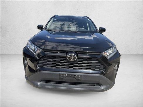 Used 2021 Toyota RAV4 XLE FWD image 8